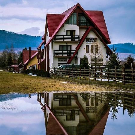 Pensiunea Perla Neamtului Minastirea Neamt Ngoại thất bức ảnh
